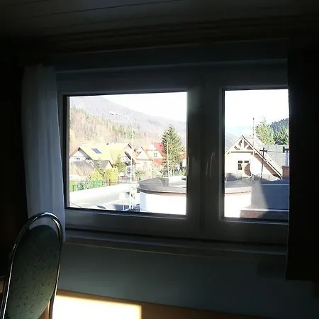 Pod Piorem Lägenhet